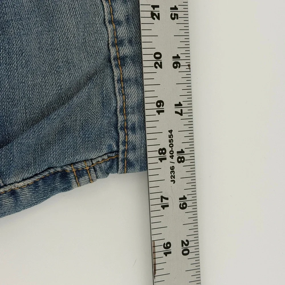 Levis 505 Regular Fit Jeans Mens 36x32 Medium Wash Blue Straight Leg Denim NEW